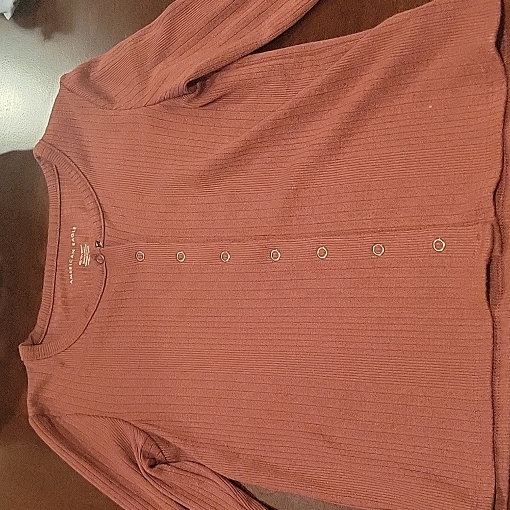 American Eagle xs long sleeve.